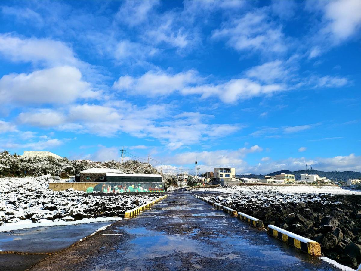 Haevichi Private Pension Seogwipo Exteriör bild